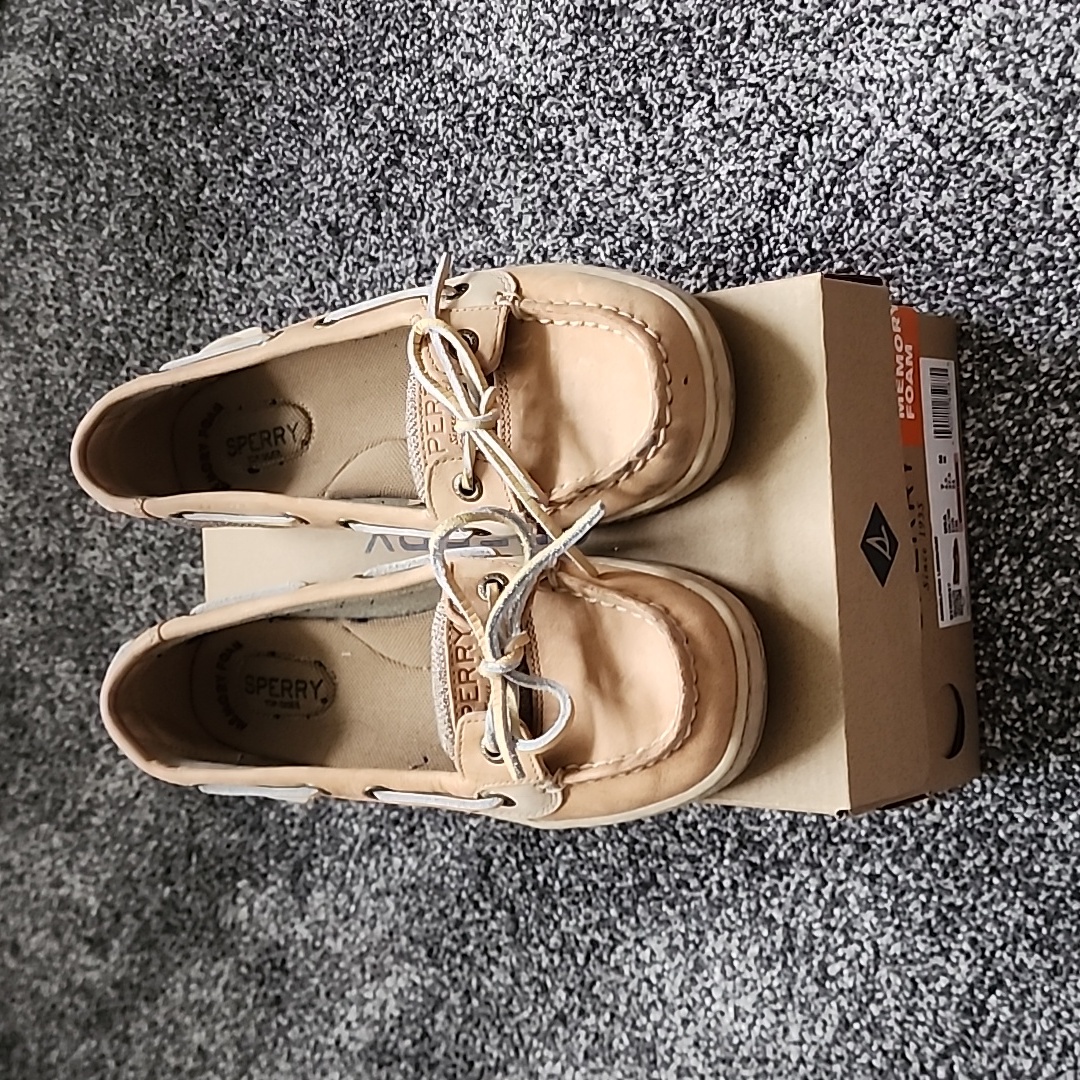 Sperry,S